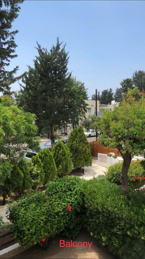 Paphos gardens studio suite Exterior foto