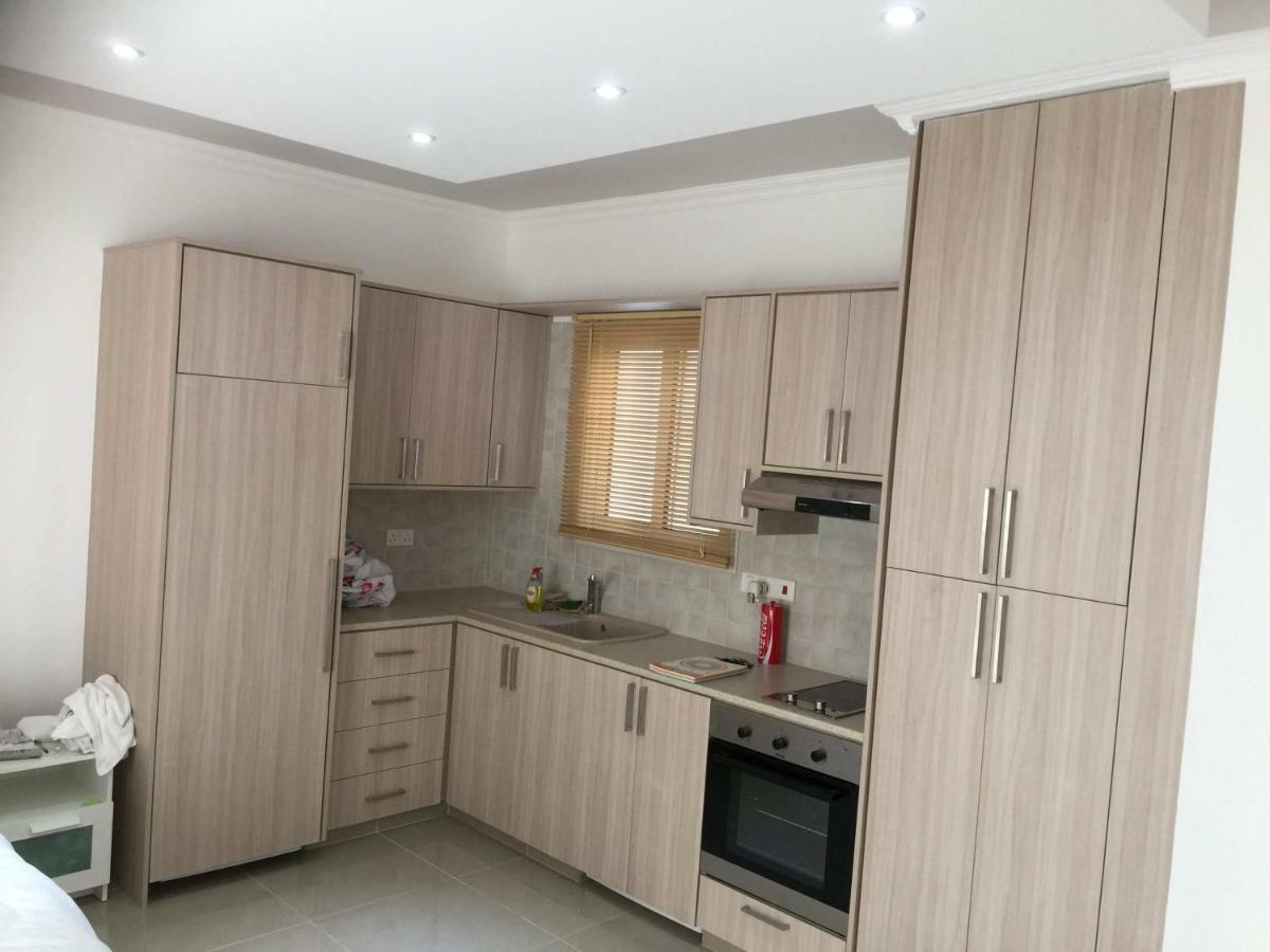 Paphos gardens studio suite Exterior foto